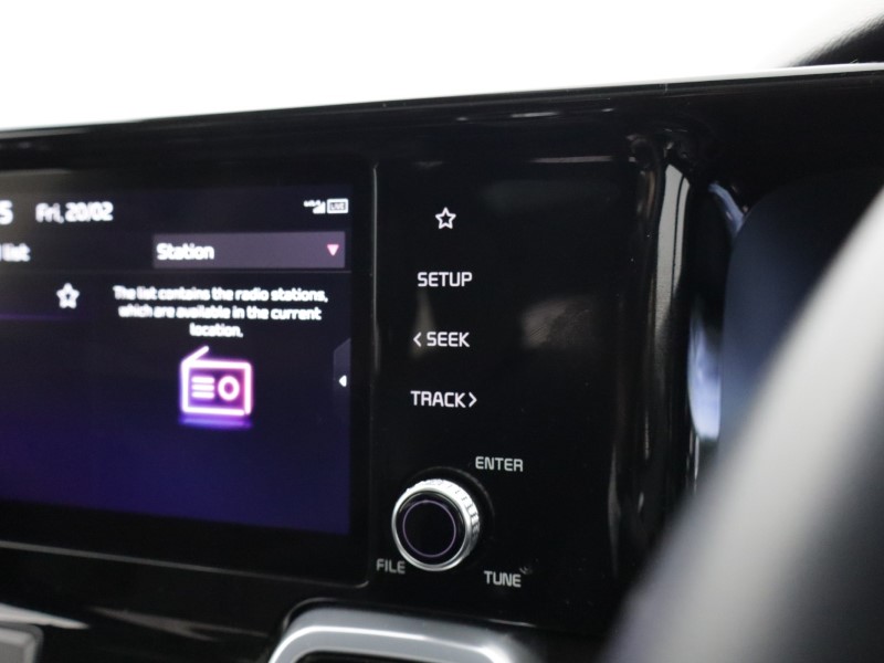 2024 (24) KIA SORENTO 1.6 T-GDi HEV Edition 5dr Auto 5091539