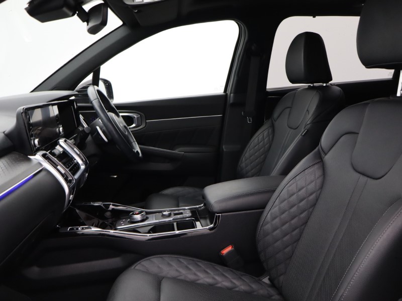 2024 (24) KIA SORENTO 1.6 T-GDi HEV Edition 5dr Auto 5091505