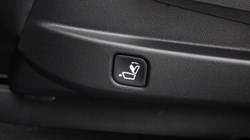 2024 (24) KIA SORENTO 1.6 T-GDi HEV Edition 5dr Auto 5091517