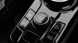 2025 (75) KIA SPORTAGE 1.6T GDi 207 HEV GT-Line 5dr Auto 5107037