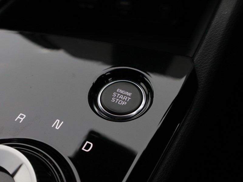 2025 (75) KIA SPORTAGE 1.6T GDi 207 HEV GT-Line 5dr Auto 5107035