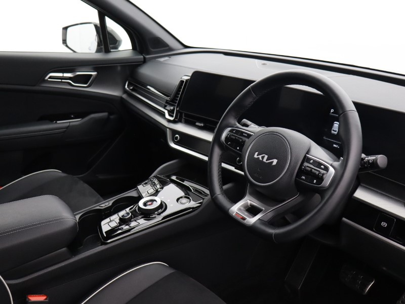 2025 (75) KIA SPORTAGE 1.6T GDi 207 HEV GT-Line 5dr Auto 5107020