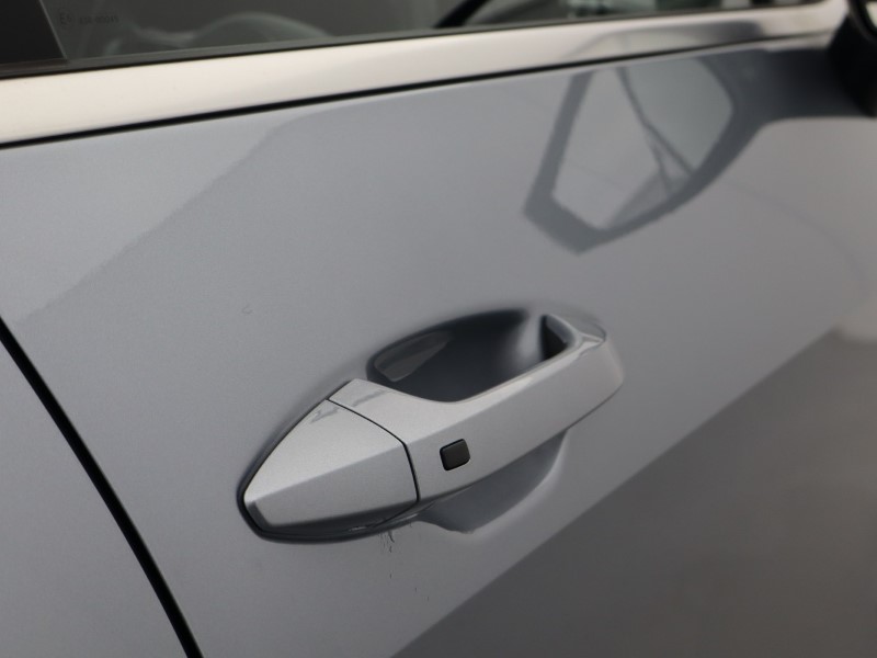 2025 (75) KIA SPORTAGE 1.6T GDi 207 HEV GT-Line 5dr Auto 5107017