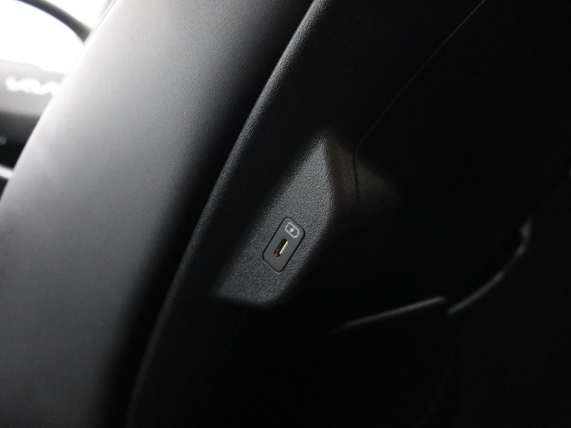 2023 (72) KIA NIRO 150kW 3 65kWh 5dr Auto 5097321