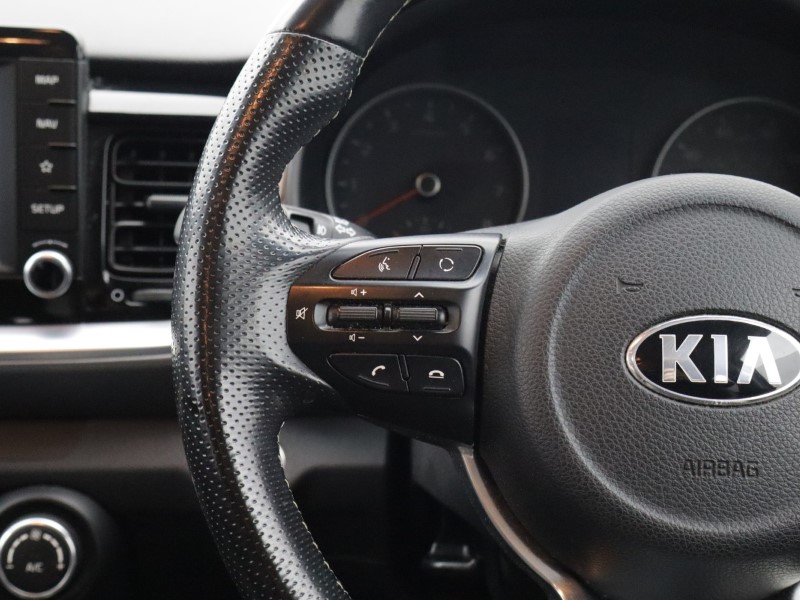 2018 (18) KIA STONIC 1.0T GDi First Edition 5dr 5187479