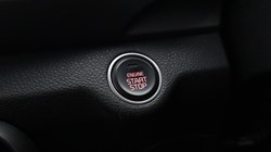 2018 (18) KIA STONIC 1.0T GDi First Edition 5dr 5187501