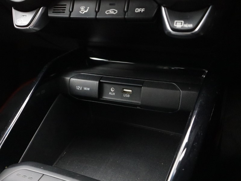2018 (18) KIA STONIC 1.0T GDi First Edition 5dr 5187500