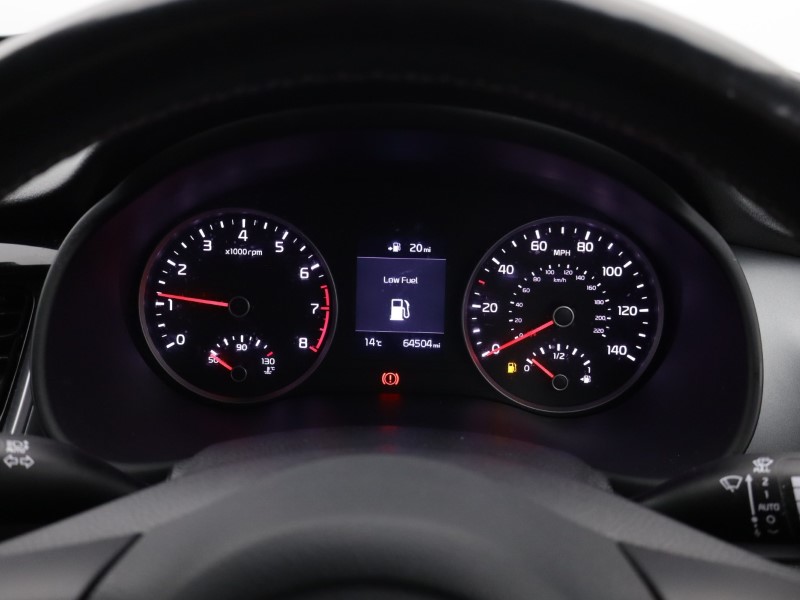 2018 (18) KIA STONIC 1.0T GDi First Edition 5dr 5187471