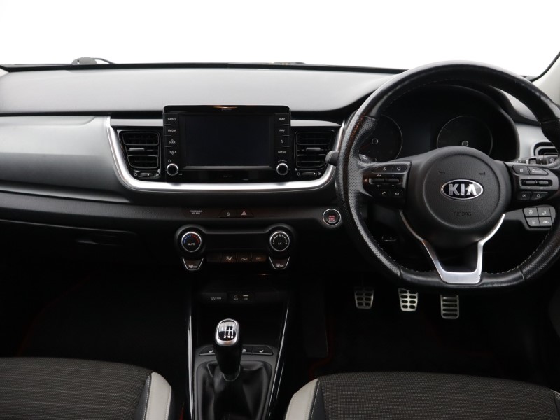 2018 (18) KIA STONIC 1.0T GDi First Edition 5dr 5187477