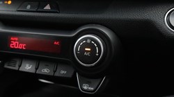2018 (18) KIA STONIC 1.0T GDi First Edition 5dr 5187498