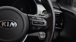 2018 (18) KIA STONIC 1.0T GDi First Edition 5dr 5187480