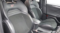 2021 (21) FORD FOCUS 2.0 EcoBlue 190 ST 5dr 5272644
