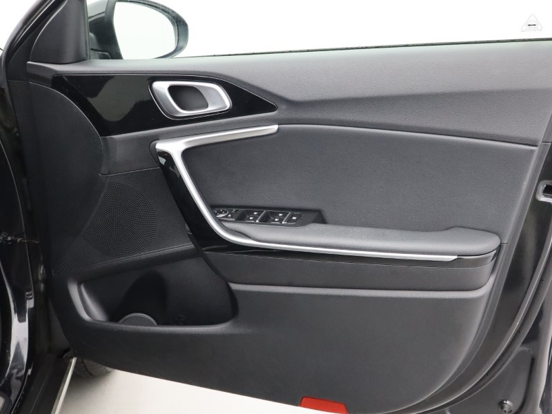 2022 (72) KIA XCEED 1.5T GDi ISG 3 5dr 5130951