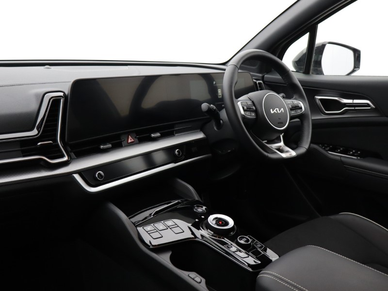 2025 (75) KIA SPORTAGE 1.6T GDi 207 HEV GT-Line 5dr Auto 5146796