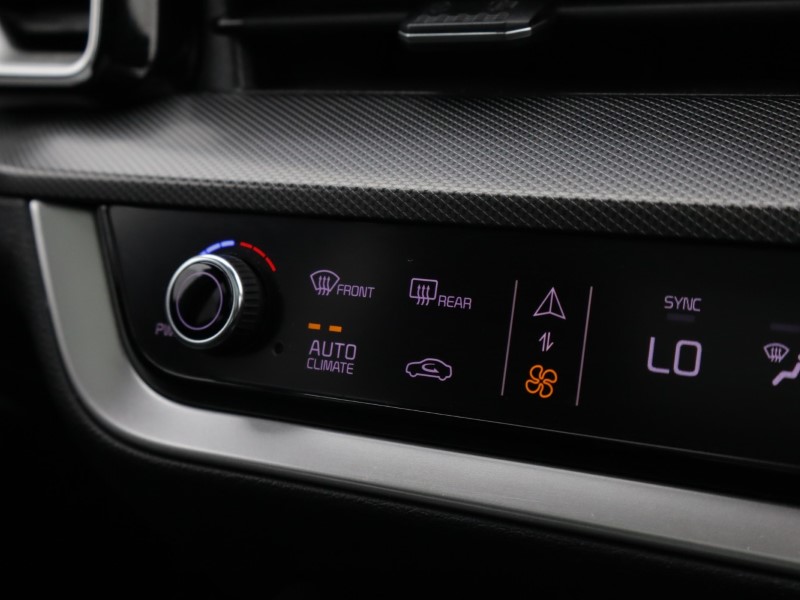 2023 (23) KIA SPORTAGE 1.6T GDi HEV GT-Line S 5dr Auto AWD 5188907