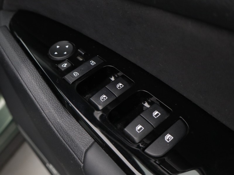 2023 (23) KIA SPORTAGE 1.6T GDi HEV GT-Line S 5dr Auto AWD 5188897