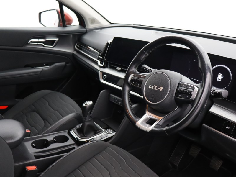 2022 (22) KIA SPORTAGE 1.6T GDi ISG Launch Edition 5dr 5168623