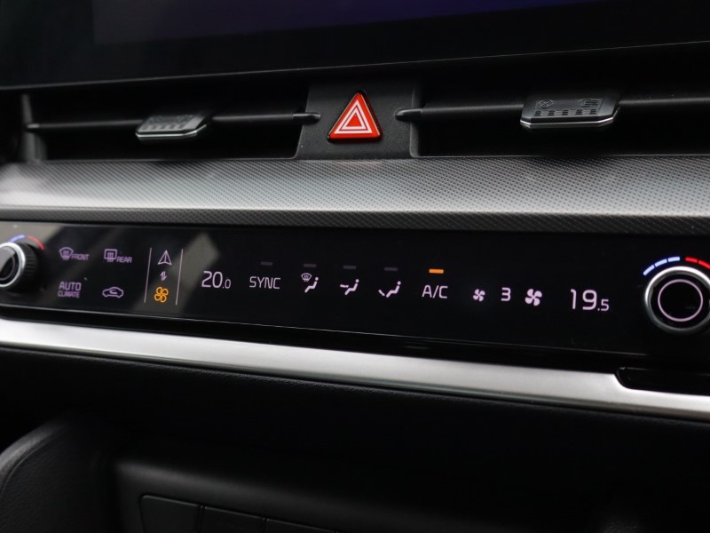 2022 (22) KIA SPORTAGE 1.6T GDi ISG Launch Edition 5dr 5168634