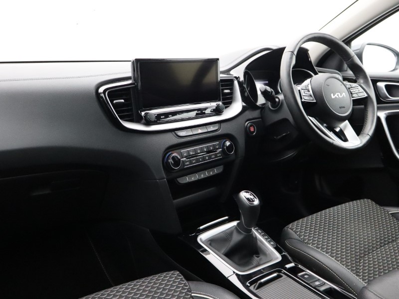 2022 (72) KIA XCEED 1.5T GDi ISG 3 5dr 5193576