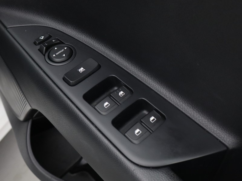 2019 (19) KIA RIO 1.4 3 5dr Auto [6 Speed] 5196813