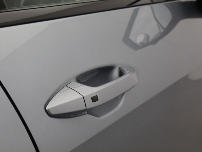 2024 (24) KIA SPORTAGE 1.6T GDi HEV GT-Line S 5dr Auto 5201576