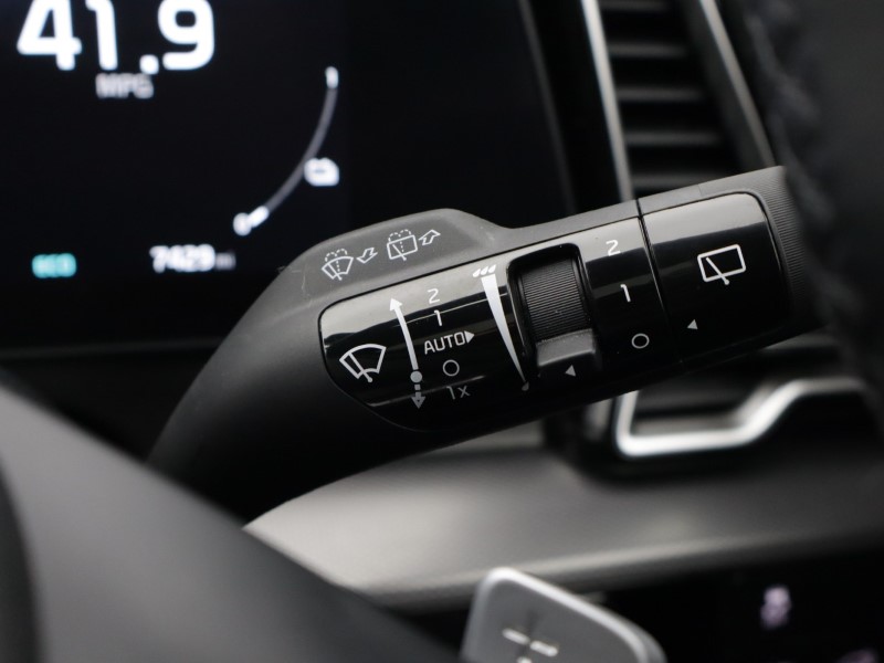 2024 (24) KIA SPORTAGE 1.6T GDi HEV GT-Line S 5dr Auto 5201603