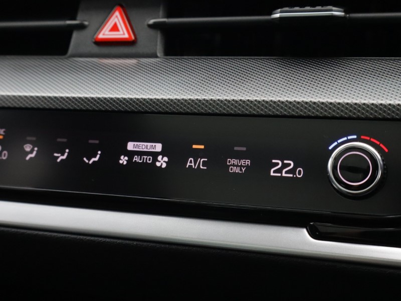 2024 (24) KIA SPORTAGE 1.6T GDi HEV GT-Line S 5dr Auto 5201593