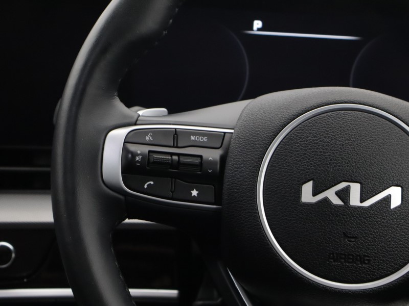 2024 (24) KIA SPORTAGE 1.6T GDi HEV GT-Line S 5dr Auto 5201573