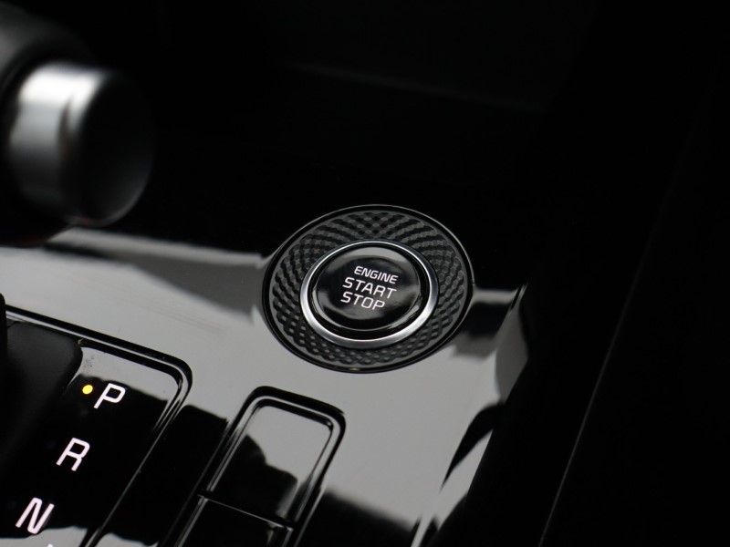 2025 (75) KIA NIRO 1.6 GDi 127 Hybrid 2 Nav 5dr DCT 5205447