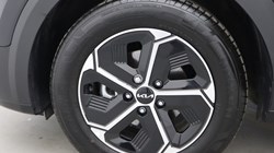 2025 (75) KIA NIRO 1.6 GDi 127 Hybrid 2 Nav 5dr DCT 5205417