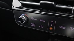 2023 (72) KIA NIRO 1.6 GDi Hybrid 2 5dr DCT 5205295