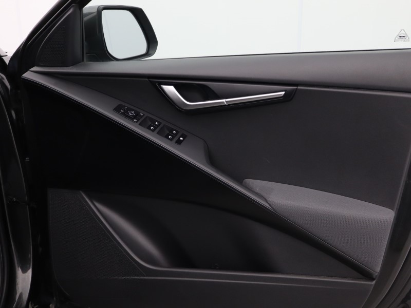 2023 (72) KIA NIRO 1.6 GDi Hybrid 2 5dr DCT 5205282