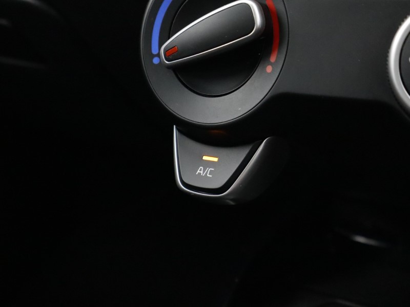 2019 (19) KIA RIO 1.4 2 5dr Auto [6 Speed] 5325052