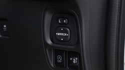 2021 (21) PEUGEOT 108 1.0 72 Collection 5dr 5197740