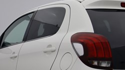 2021 (21) PEUGEOT 108 1.0 72 Collection 5dr 5197756