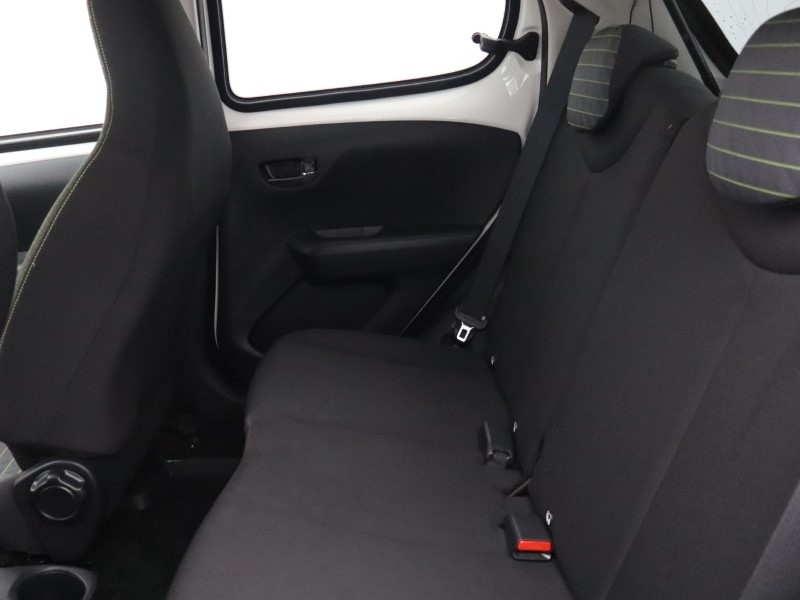 2021 (21) PEUGEOT 108 1.0 72 Collection 5dr 5197729