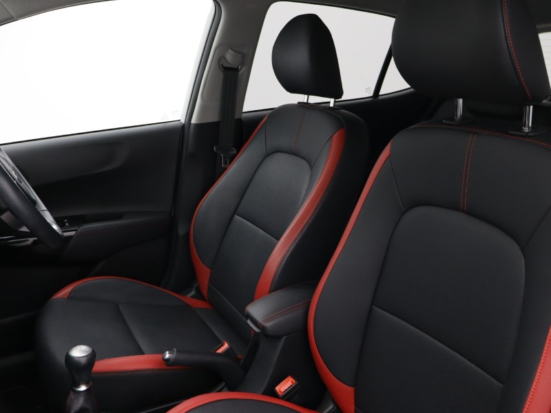 2018 (18) KIA PICANTO 1.0 GT-line 5dr 5208696