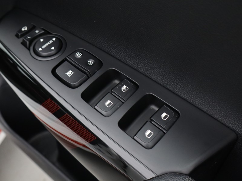 2018 (18) KIA PICANTO 1.0 GT-line 5dr 5208704