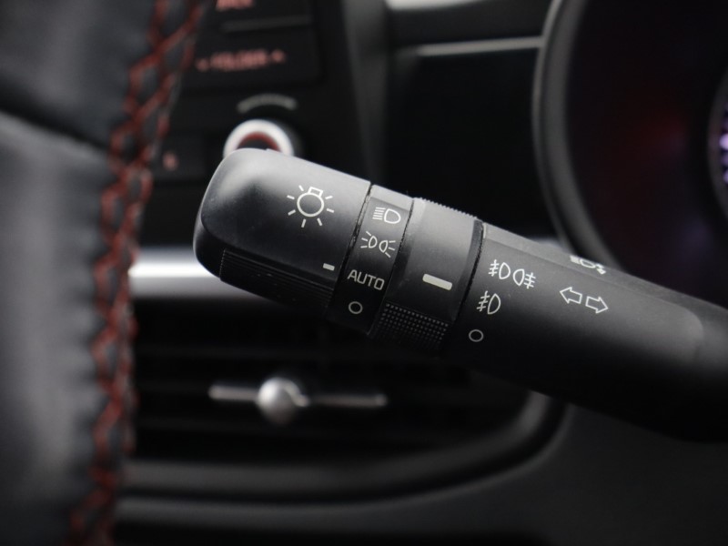 2018 (18) KIA PICANTO 1.0 GT-line 5dr 5208716