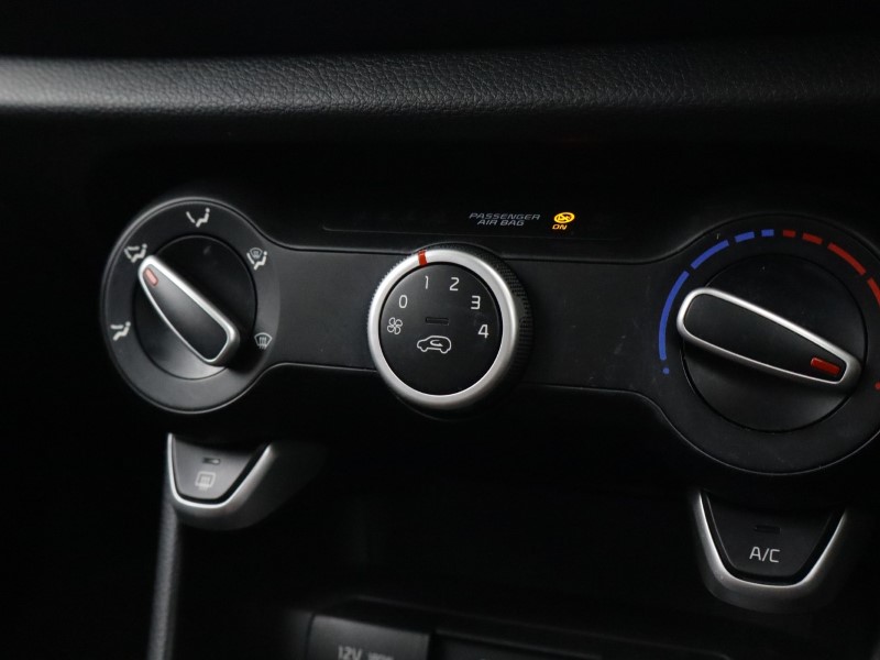 2018 (18) KIA PICANTO 1.0 GT-line 5dr 5208712