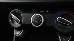 2018 (18) KIA PICANTO 1.0 GT-line 5dr 5208712