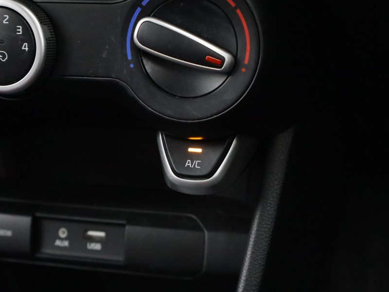 2018 (18) KIA PICANTO 1.0 GT-line 5dr 5208713