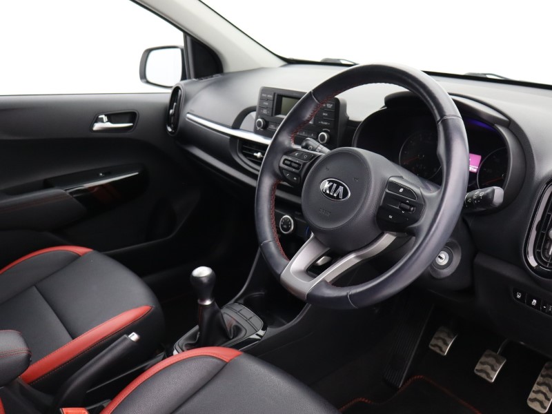 2018 (18) KIA PICANTO 1.0 GT-line 5dr 5208703