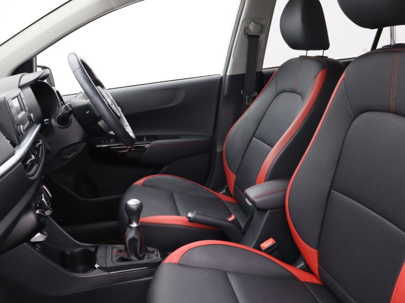 2018 (18) KIA PICANTO 1.0 GT-line 5dr 5208685