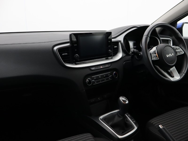 2023 (23) KIA XCEED 1.5T GDi ISG 2 5dr 5211235