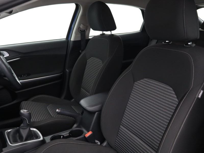 2023 (23) KIA XCEED 1.5T GDi ISG 2 5dr 5211240