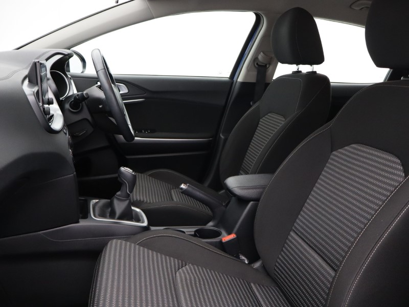 2023 (23) KIA XCEED 1.5T GDi ISG 2 5dr 5211229