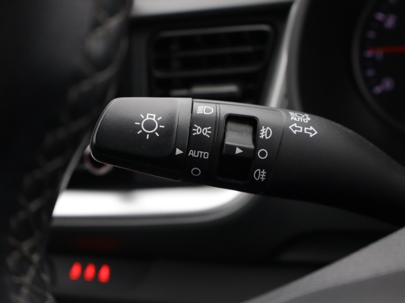 2023 (23) KIA STONIC 1.0T GDi 99 2 5dr 5210331