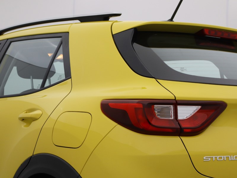 2023 (23) KIA STONIC 1.0T GDi 99 2 5dr 5210335