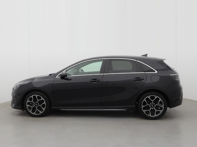 2025 (25) KIA CEED 1.5T GDi ISG 138 GT-Line 5dr DCT 5536988